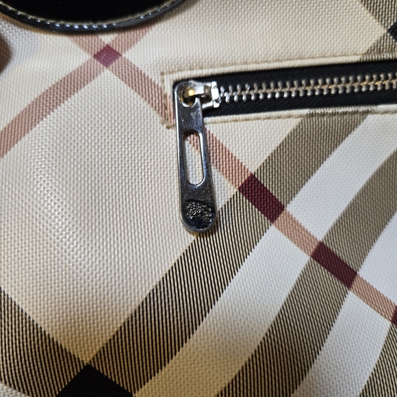 Burberry Nova Check Tote - Authentic Y2K Goals - Cream w Black. Timeless Luxury - Picture 13 of 14
